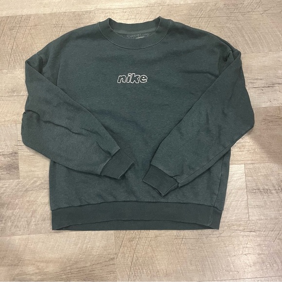 Green American Eagle Nike Crewneck XS - Picture 1 of 4